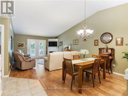 9 - 35 Stratford Terrace, Brantford, ON - Indoor Photo Showing Dining Room