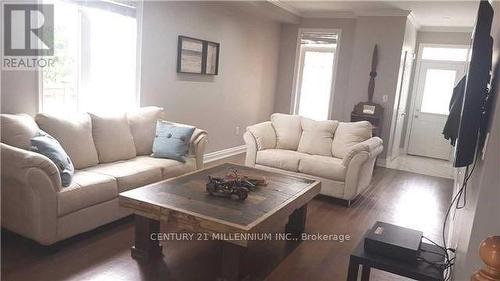 80 Greenstem Crescent, Hamilton (Stoney Creek), ON - Indoor Photo Showing Living Room