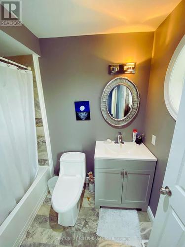 80 Greenstem Crescent, Hamilton (Stoney Creek), ON - Indoor Photo Showing Bathroom