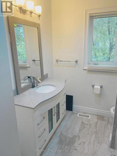 80 Greenstem Crescent, Hamilton (Stoney Creek), ON - Indoor Photo Showing Bathroom