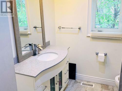 80 Greenstem Crescent, Hamilton (Stoney Creek), ON - Indoor Photo Showing Bathroom