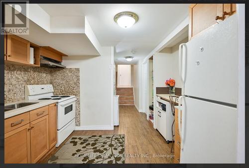 544 First Avenue, Welland, ON - Indoor Photo Showing Kitchen