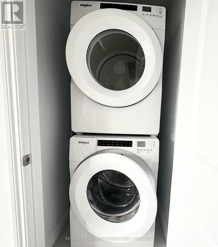 304 - 460 Dundas Street E, Hamilton (Waterdown), ON - Indoor Photo Showing Laundry Room