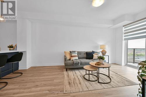 801 - 470 Dundas Street E, Hamilton (Waterdown), ON - Indoor Photo Showing Living Room