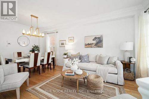 288 Fleming Drive, Milton (Dempsey), ON - Indoor Photo Showing Living Room