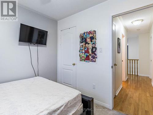 32 Creekwood Drive, Brampton (Snelgrove), ON - Indoor Photo Showing Bedroom