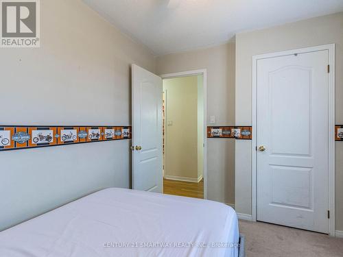 32 Creekwood Drive, Brampton (Snelgrove), ON - Indoor Photo Showing Bedroom