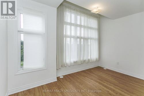 3016 Islington Avenue, Toronto (Humber Summit), ON - Indoor Photo Showing Other Room