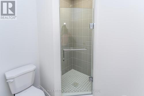 3016 Islington Avenue, Toronto (Humber Summit), ON - Indoor Photo Showing Bathroom