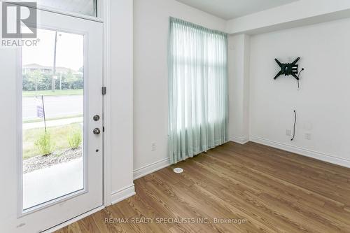 3016 Islington Avenue, Toronto (Humber Summit), ON - Indoor Photo Showing Other Room