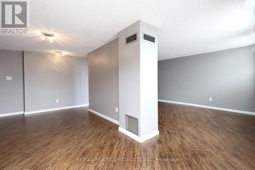 2208 - 3650 Kaneff Crescent, Mississauga (Mississauga Valleys), ON - Indoor Photo Showing Other Room