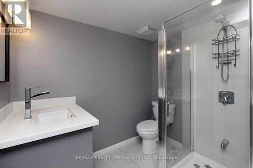 2208 - 3650 Kaneff Crescent, Mississauga (Mississauga Valleys), ON - Indoor Photo Showing Bathroom