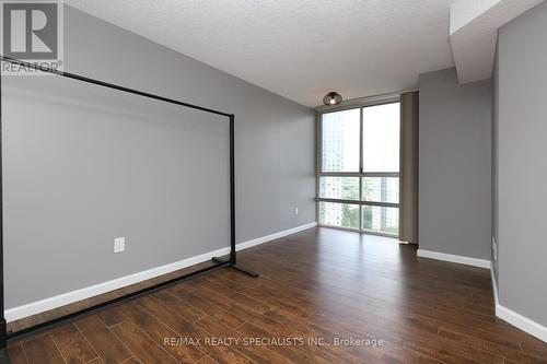 2208 - 3650 Kaneff Crescent, Mississauga (Mississauga Valleys), ON - Indoor Photo Showing Other Room