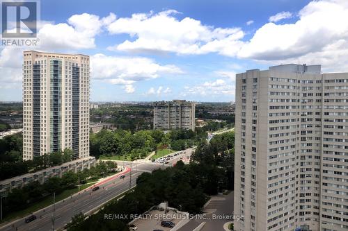 2208 - 3650 Kaneff Crescent, Mississauga (Mississauga Valleys), ON - Outdoor With Facade