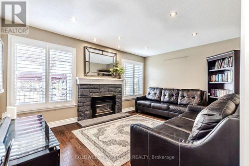 23 Jaffa Drive, Brampton (Northgate), ON - Indoor Photo Showing Living Room With Fireplace