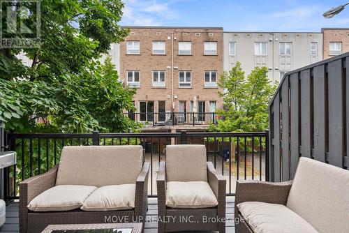 40 Market Garden Mews, Toronto (Stonegate-Queensway), ON - Outdoor With Exterior