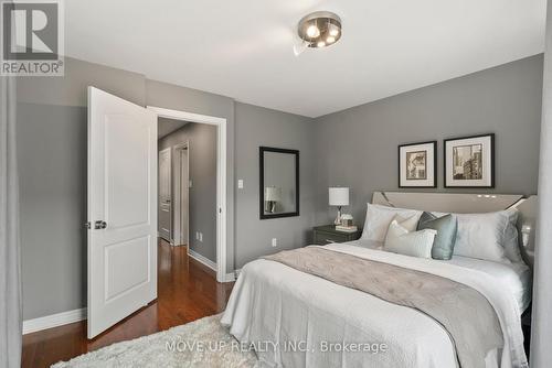 40 Market Garden Mews, Toronto (Stonegate-Queensway), ON - Indoor Photo Showing Bedroom