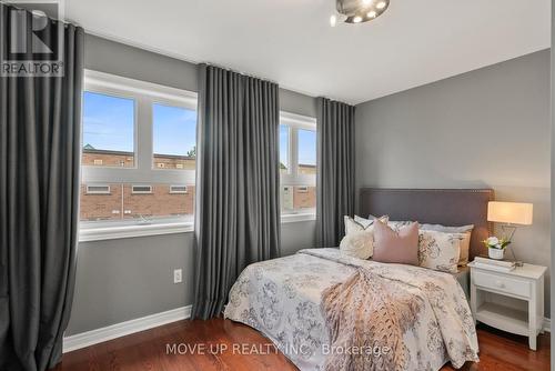 40 Market Garden Mews, Toronto (Stonegate-Queensway), ON - Indoor Photo Showing Bedroom