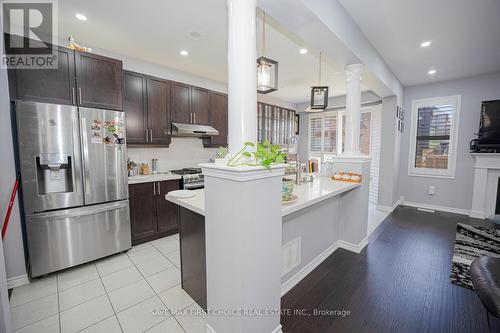 86 Stedford Crescent, Brampton, ON - Indoor Photo Showing Kitchen