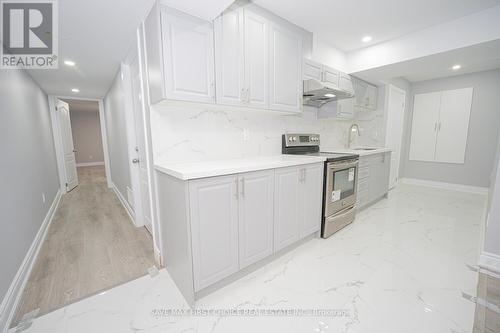 86 Stedford Crescent, Brampton, ON - Indoor Photo Showing Kitchen