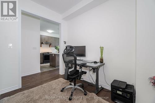 23 Coulterville Drive, Caledon, ON - Indoor Photo Showing Office