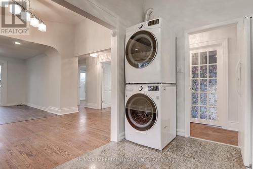 166 Driscoll Road, Richmond Hill, ON - Indoor Photo Showing Laundry Room