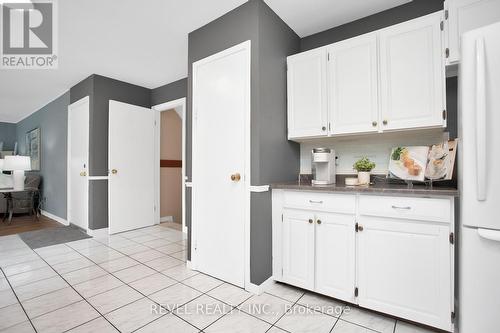 112 Applewood Crescent, London, ON - Indoor Photo Showing Kitchen