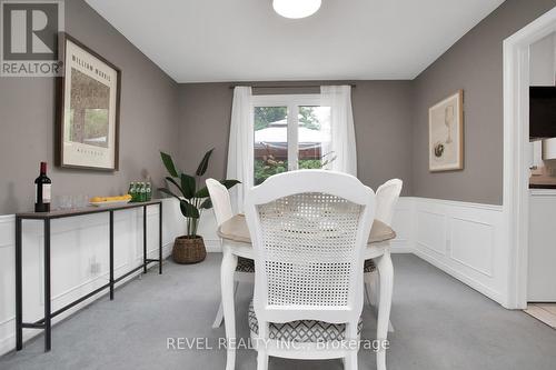 112 Applewood Crescent, London, ON - Indoor Photo Showing Dining Room