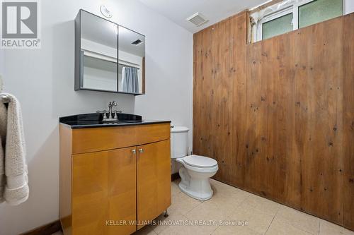 823 Main Street, Norfolk (Port Dover), ON - Indoor Photo Showing Bathroom