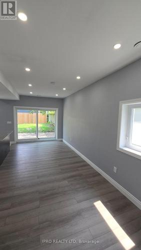 128 Oakdale Avenue, St. Catharines, ON - Indoor Photo Showing Other Room