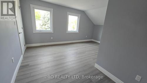 128 Oakdale Avenue, St. Catharines, ON - Indoor Photo Showing Other Room