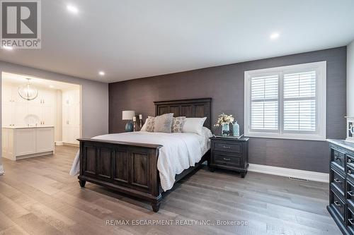 81 Flanders Drive, Hamilton (Waterdown), ON - Indoor Photo Showing Bedroom