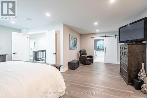 81 Flanders Drive, Hamilton (Waterdown), ON - Indoor Photo Showing Bedroom