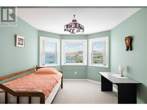 642 Mt Thor Drive, Vernon, BC - Indoor Photo Showing Bedroom