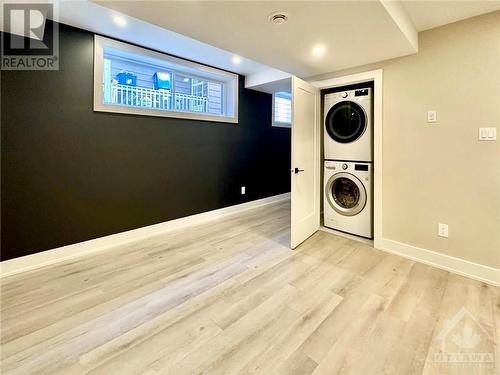 25 O'Meara Street Unit#B, Ottawa, ON - Indoor Photo Showing Laundry Room