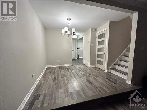 6869 Bilberry Drive, Ottawa, ON - Indoor Photo Showing Other Room