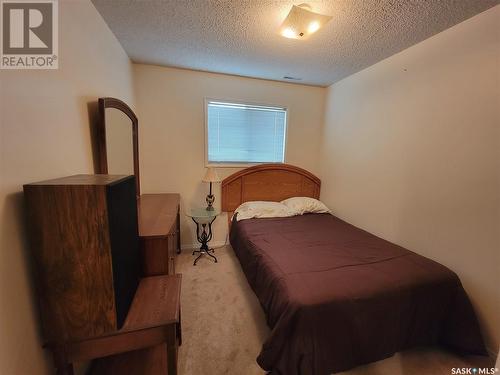 343 La Ronge Road, Saskatoon, SK - Indoor Photo Showing Bedroom