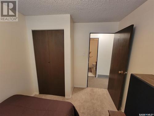 343 La Ronge Road, Saskatoon, SK - Indoor Photo Showing Bedroom