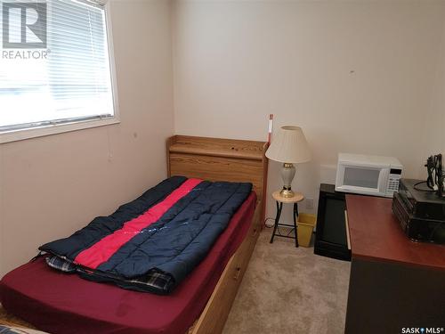 343 La Ronge Road, Saskatoon, SK - Indoor Photo Showing Bedroom