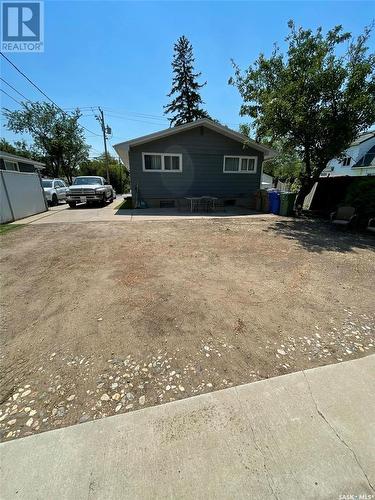 1520 6Th Avenue N, Regina, SK - Outdoor