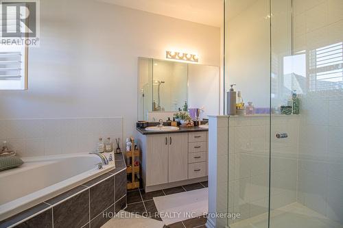 5 Caton Lane, Ajax (Northwest Ajax), ON - Indoor Photo Showing Bathroom