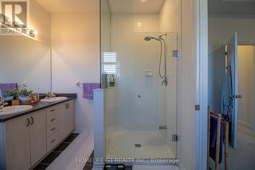 5 Caton Lane, Ajax (Northwest Ajax), ON - Indoor Photo Showing Bathroom