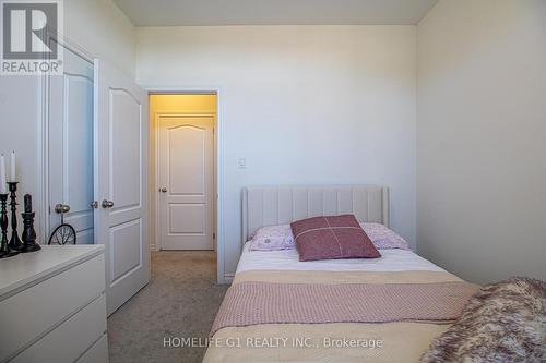 5 Caton Lane, Ajax (Northwest Ajax), ON - Indoor Photo Showing Bedroom