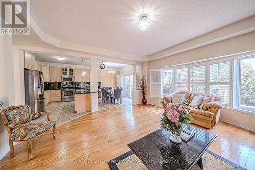 6 Elliottglen Drive, Ajax (Northeast Ajax), ON - Indoor Photo Showing Living Room