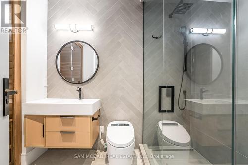 718 Balboa Drive, Mississauga (Lorne Park), ON - Indoor Photo Showing Bathroom