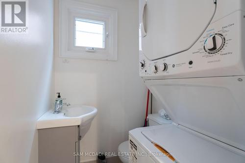 4484 Jenkins Crescent, Mississauga (Hurontario), ON - Indoor Photo Showing Laundry Room