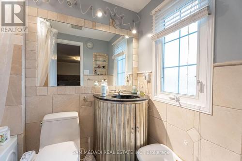 4484 Jenkins Crescent, Mississauga (Hurontario), ON - Indoor Photo Showing Bathroom