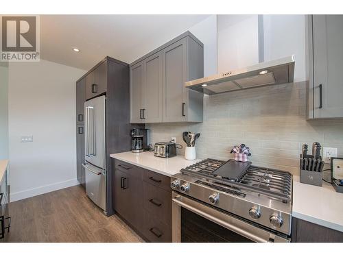 105 Predator Ridge Drive Unit# 4, Vernon, BC - Indoor Photo Showing Kitchen With Upgraded Kitchen