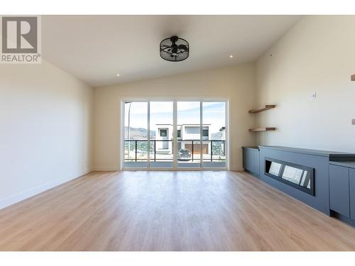 1055 Forden Place, Kamloops, BC - Indoor With Fireplace