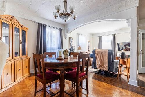 67 Beechwood Avenue, Hamilton, ON - Indoor Photo Showing Dining Room